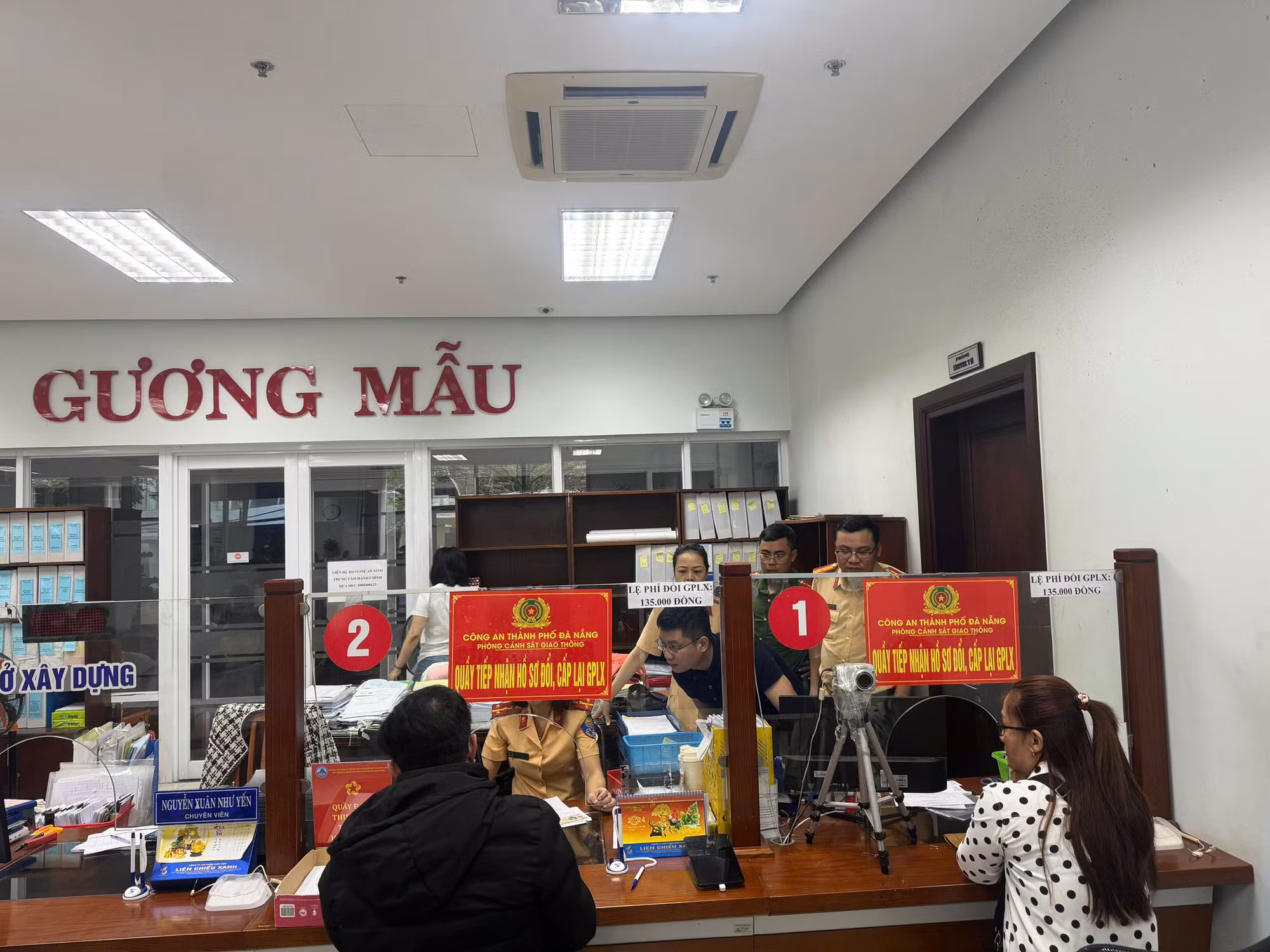Đà Nẵng đề xuất chi 377 tỷ đồng hỗ trợ cán bộ, công chức, viên chức và người lao động sau sắp xếp đơn vị hành chính -1
