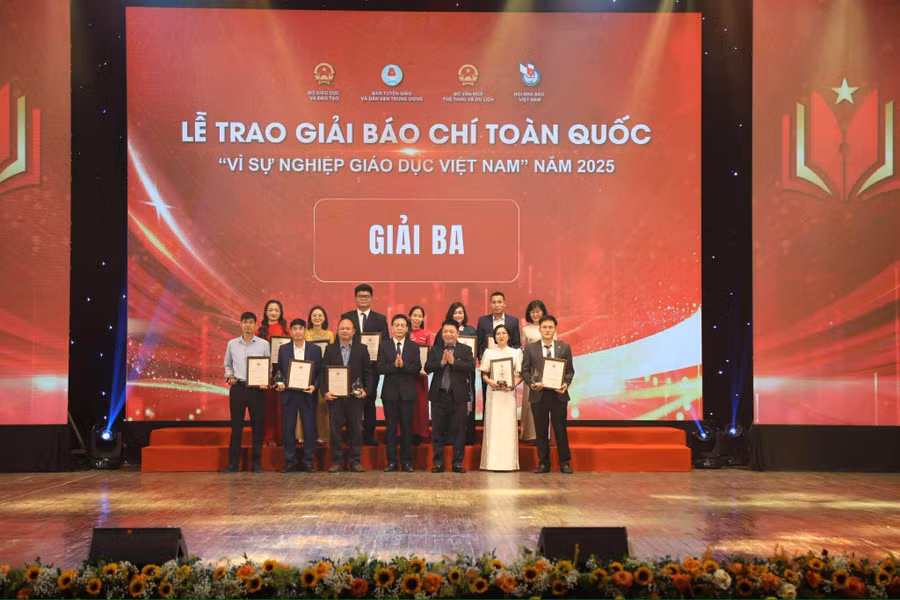 Trao Giải báo chí toàn quốc Vì sự nghiệp Giáo dục Việt Nam năm 2025 -0