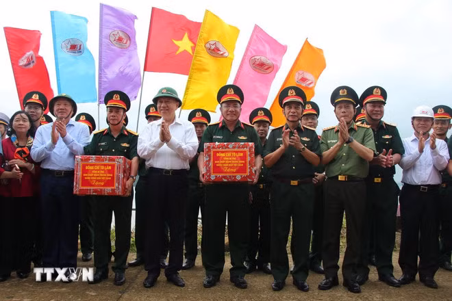 Tổng Bí thư: Phát triển cụm đảo Hòn Khoai - bước tiến của một Việt Nam khát vọng và tự cường -0