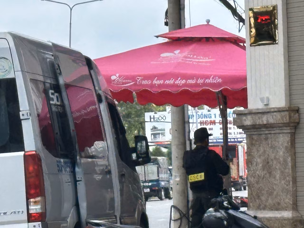 Lực lượng chức năng kiểm tra Thẩm mỹ viện Malisa tại Cần Thơ -1