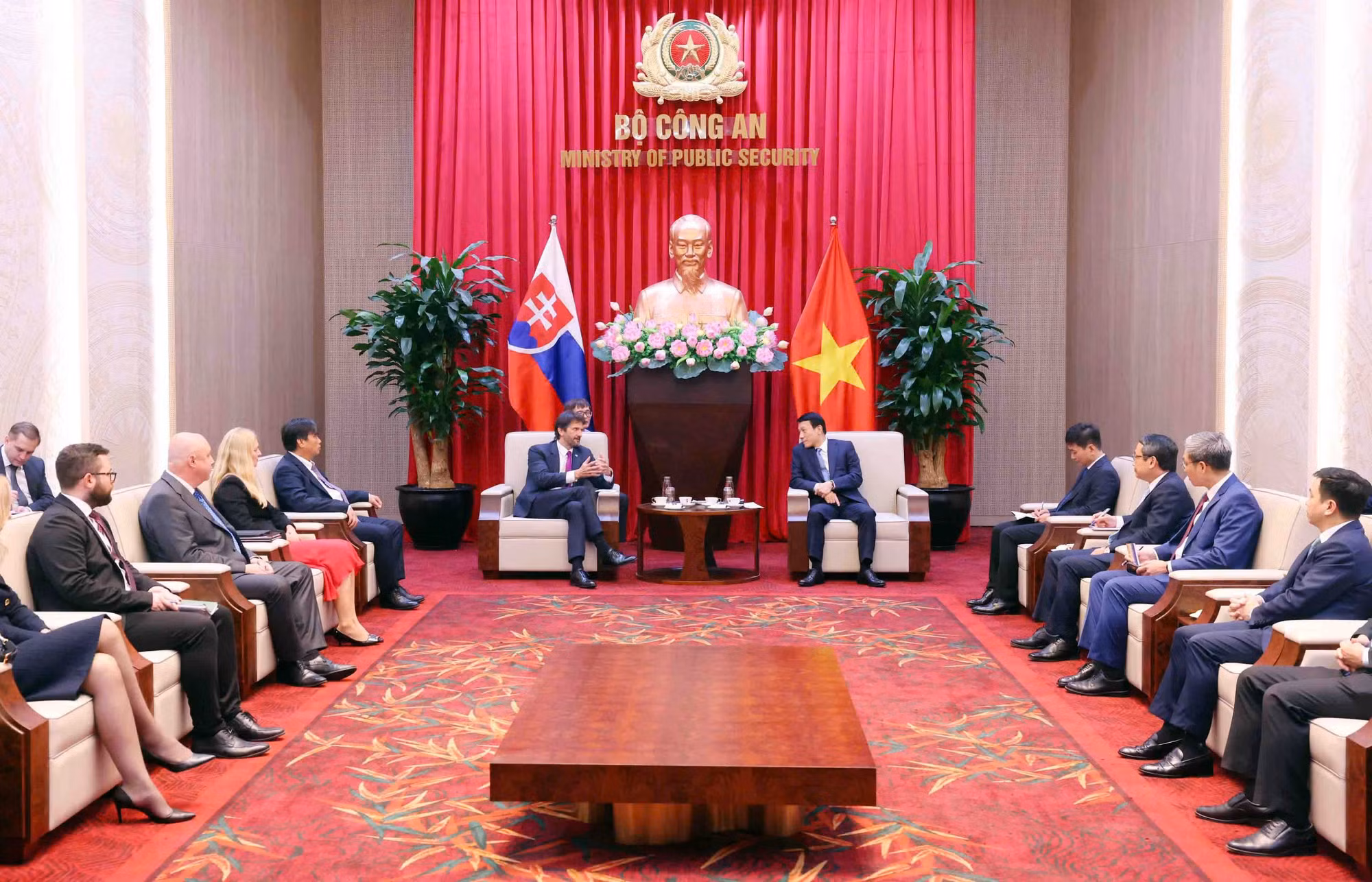 Thúc đẩy hợp tác công nghiệp - an ninh giữa Bộ Công an Việt Nam và các đối tác Slovakia -0