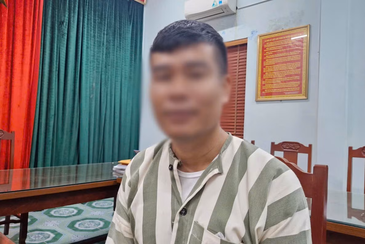 Những “người thầy giáo” mang sắc phục Công an -0