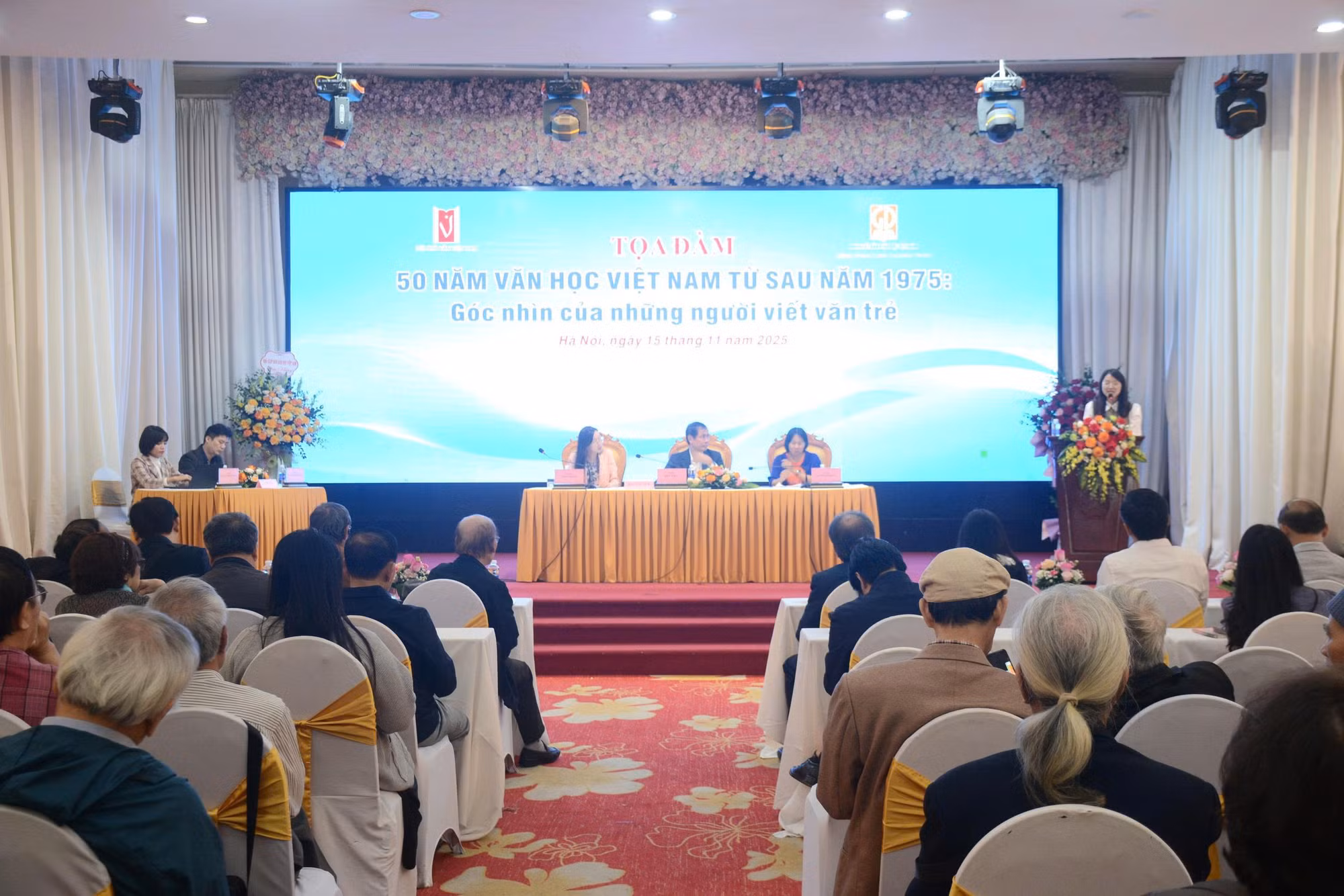 Người viết văn trẻ băn khoăn gì về văn học Việt Nam từ sau 1975? -0