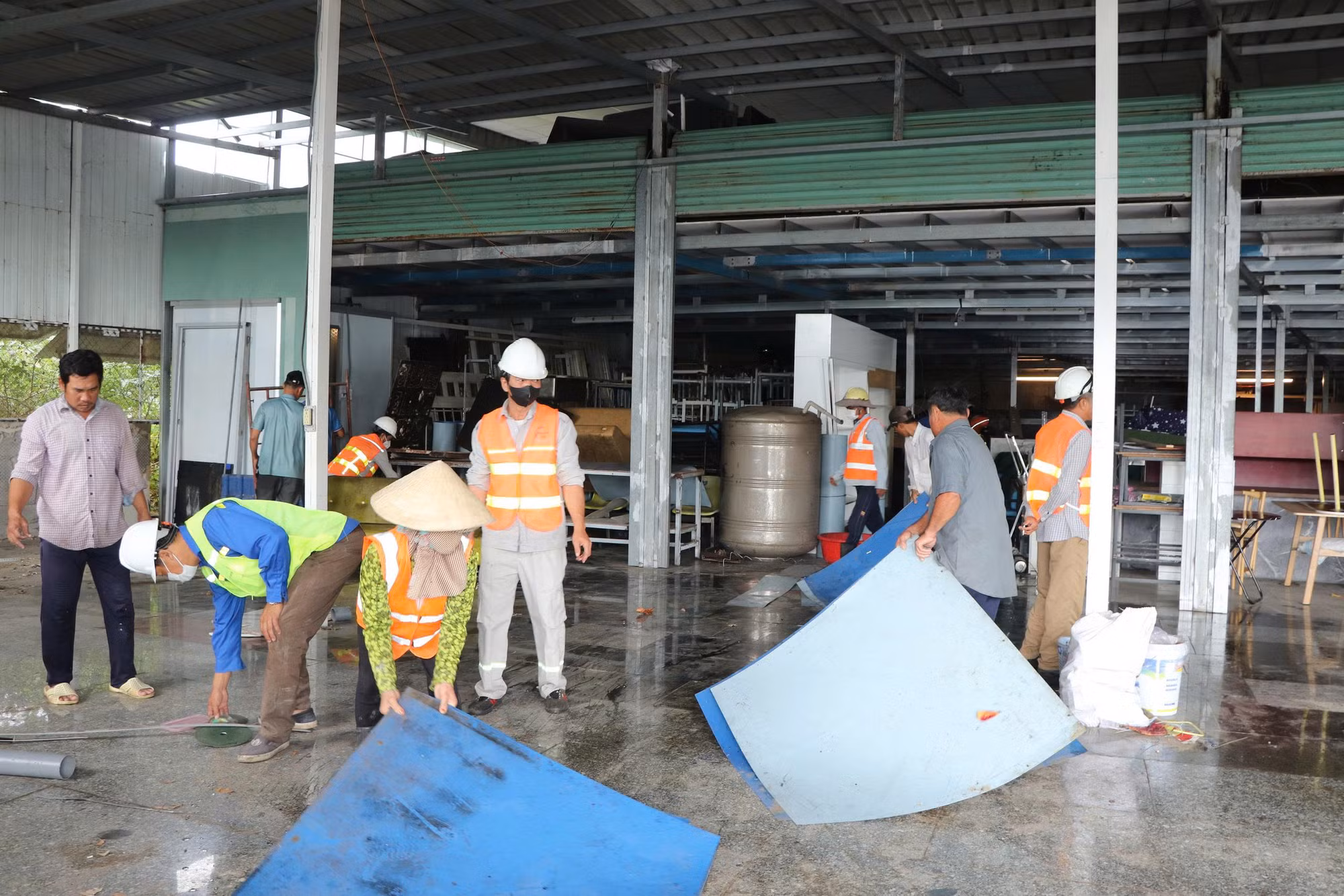 Tổ chức cưỡng chế 15 trường hợp để làm đường nối cao tốc Biên Hòa - Vũng Tàu -0