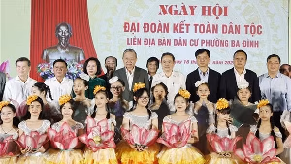Tổng Bí thư Tô Lâm dự Ngày hội Đại đoàn kết dân tộc phường Ba Đình