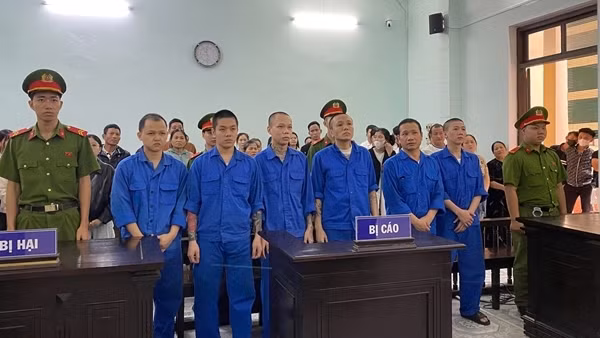 Tổ chức sử dụng, mua bán ma túy trong quán bar, nhóm bị cáo lãnh 44 năm tù