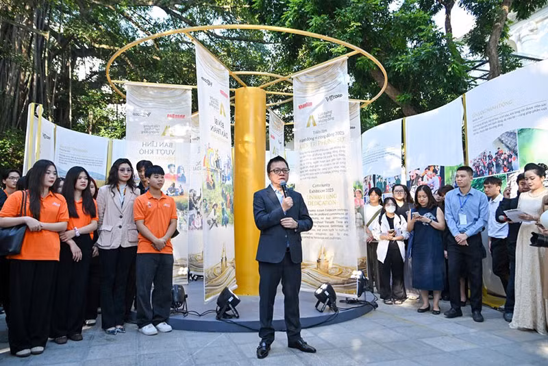 Khai mạc triển lãm “Hành động vì cộng đồng 2025” -0
