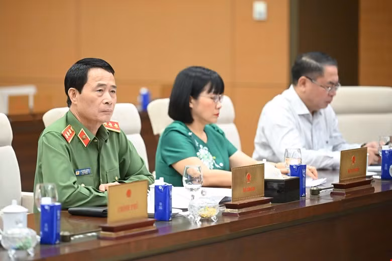 Đề xuất bỏ tử hình ở 8 tội danh, đáp ứng yêu cầu hợp tác quốc tế để phát triển đất nước -0