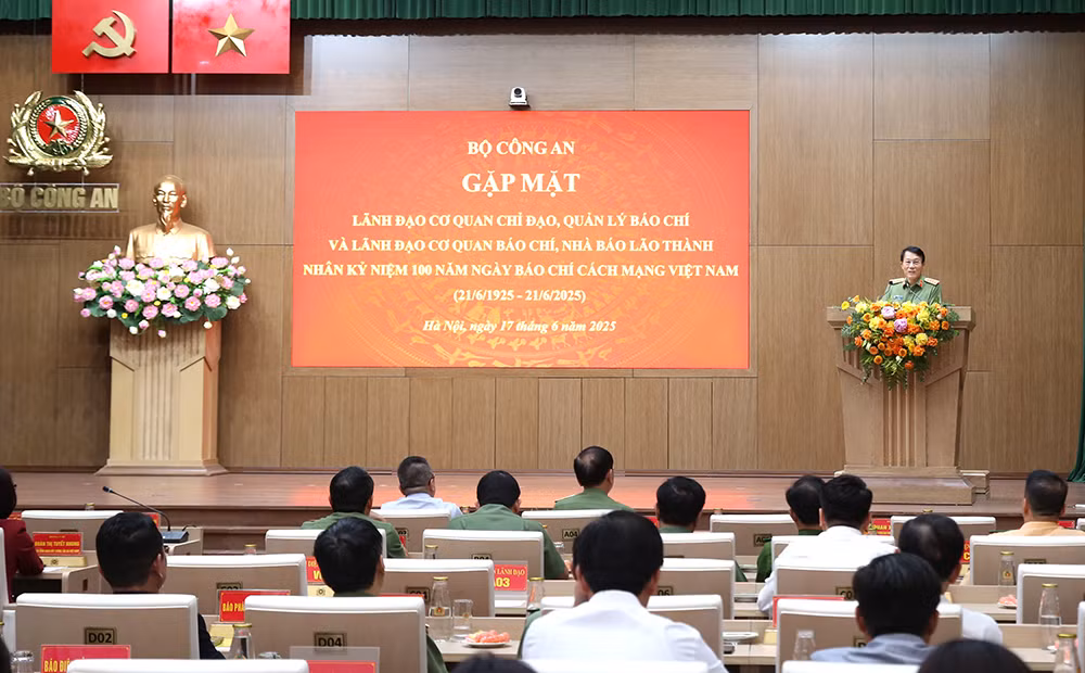 Vững vàng trận tuyến thông tin, chung sức bảo vệ an ninh Tổ quốc -0