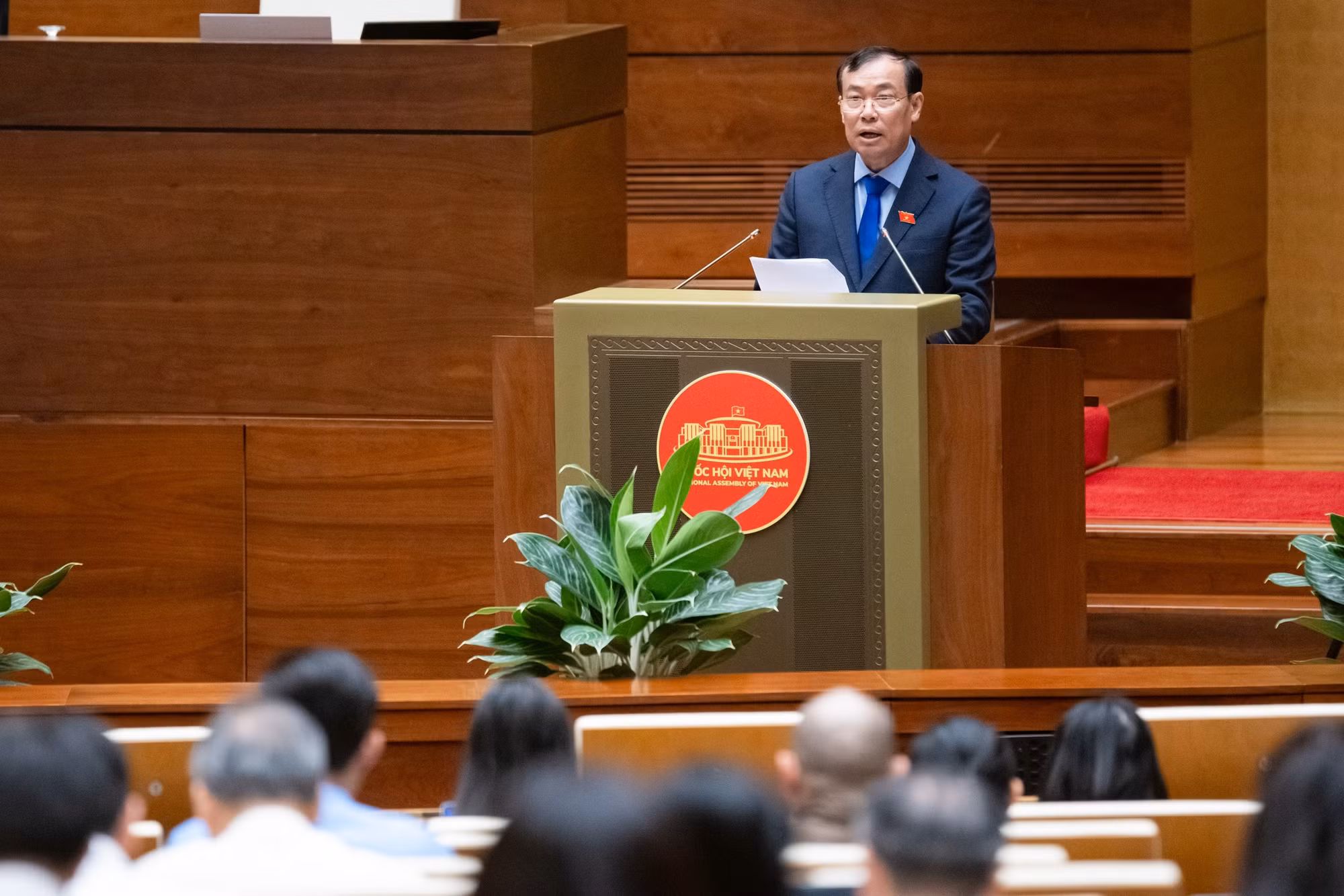z72_5760- chủ nhiệm ủy ban quốc phòng, an ninh và đối ngoại lê tấn tới.jpeg -0