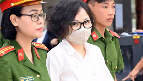Sáng nay, cựu Chủ tịch FLC Trịnh Văn Quyết cùng 49 bị cáo hầu tòa phúc thẩm