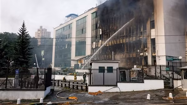 Hàng không tại Moscow tê liệt sau đợt tấn công trong đêm của Ukraine