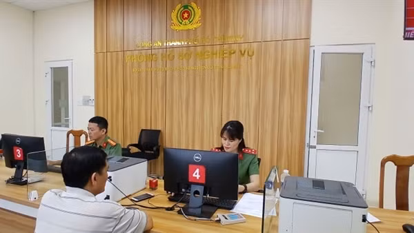 Đẩy mạnh ứng dụng công nghệ thông tin, tạo thuận lợi cho người dân trong cấp phiếu lý lịch tư pháp