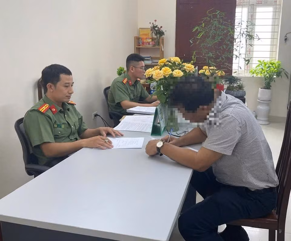 Xử lý trường hợp đăng tải thông tin sai sự thật về việc cải tạo Vườn hoa Diên Hồng - Đài phun nước Con Cóc -0