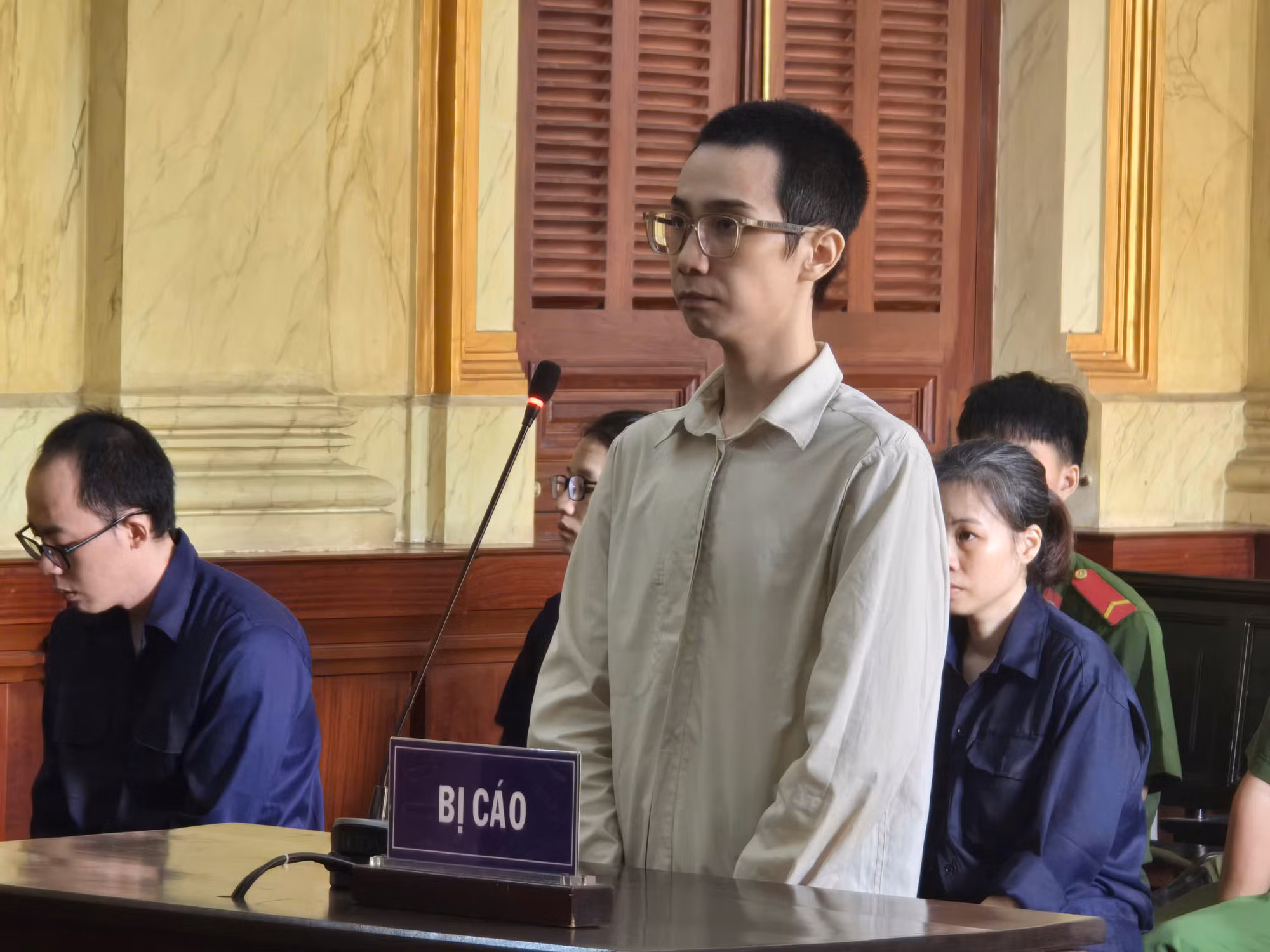 Chiếm đoạt tiền tỷ của Ngân hàng Á Châu để thanh toán đơn hàng trên sàn thương mại điện tử -0