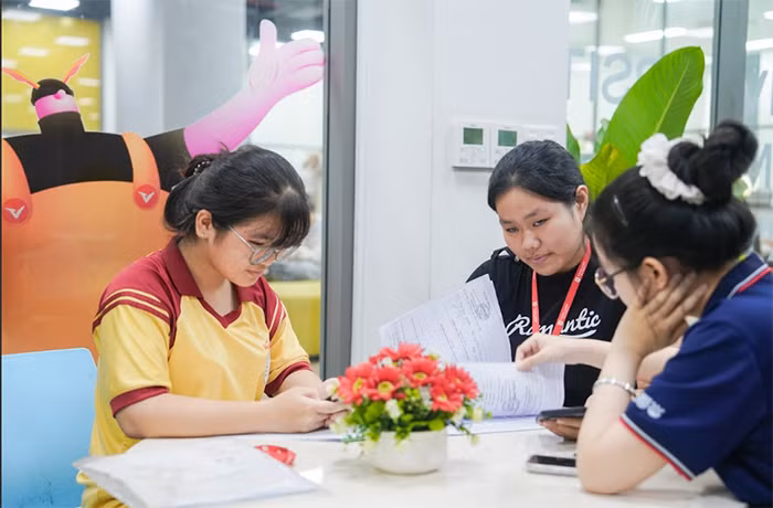 Trường Đại học Văn Lang công bố quỹ học bổng tuyển sinh 2025 hơn 70 tỷ đồng -0