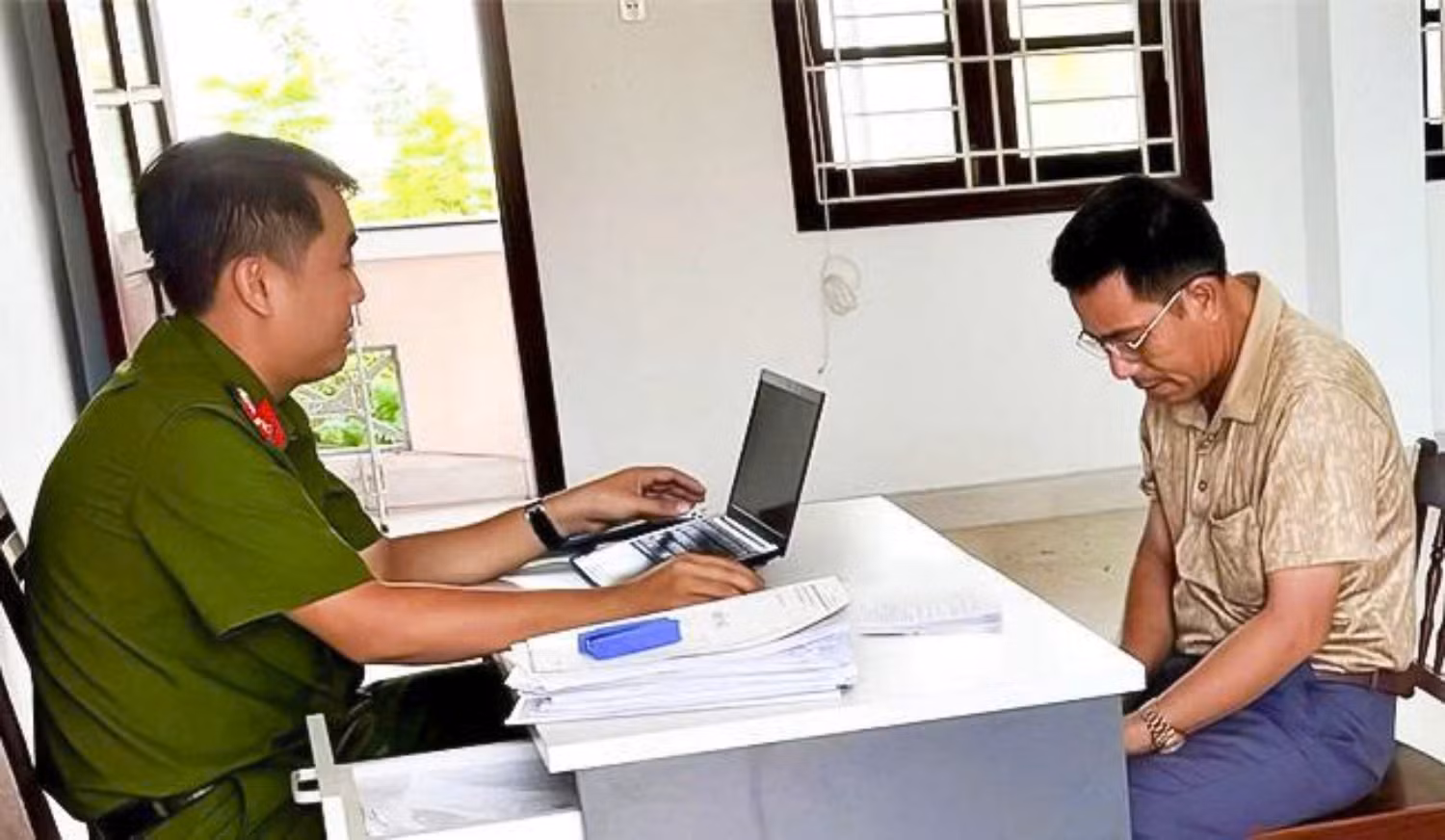 Khởi tố giám đốc doanh nghiệp sản xuất cà phê giả tại TP Quy Nhơn -0