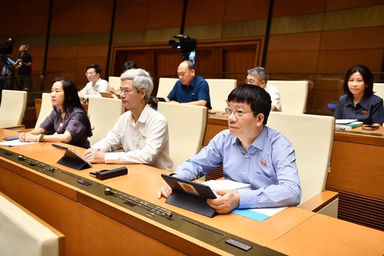Quốc hội thông qua Nghị quyết lịch sử, cả nước sắp xếp thành 34 tỉnh, thành phố -0