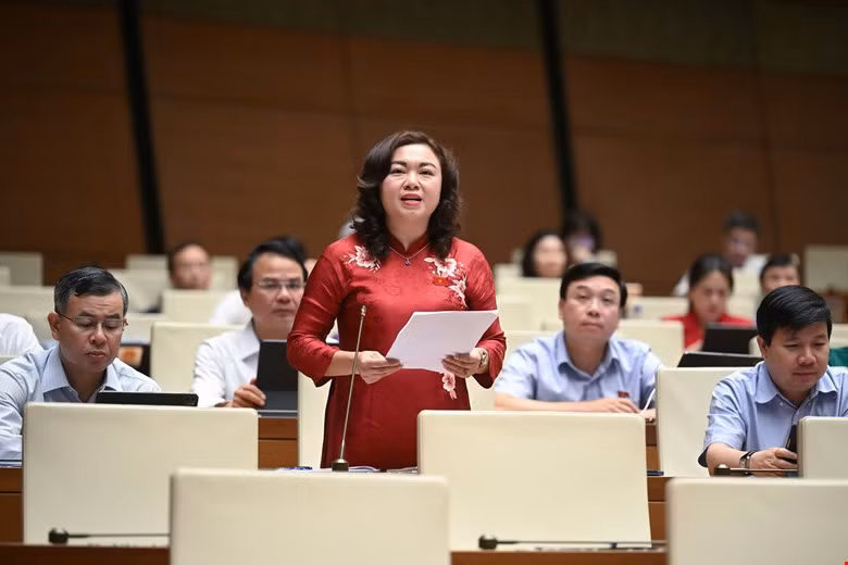 Miễn học phí là 