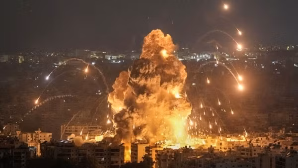 Tổng thống Trump: Israel có thể tấn công Iran vào cuối tuần này