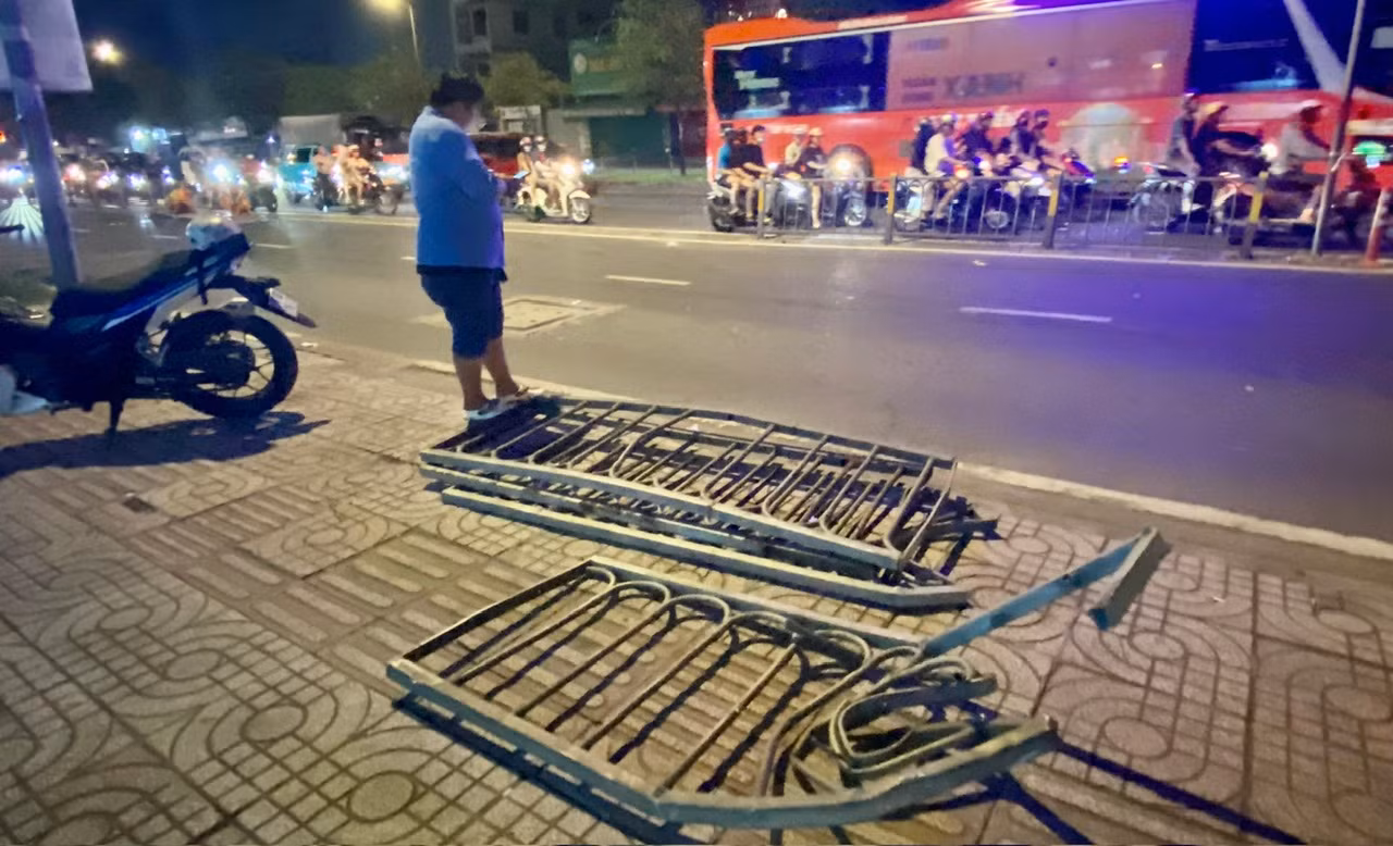 Người điều khiển chiếc xe Jeep tông chết hai người chưa ra trình diện -3