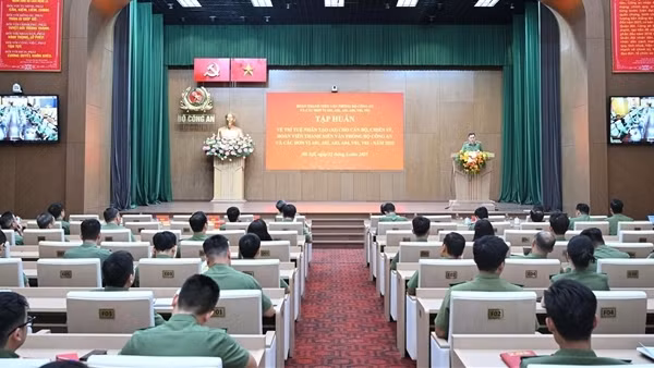 Tập huấn về trí tuệ nhân tạo (AI) ứng dụng trong công tác Công an