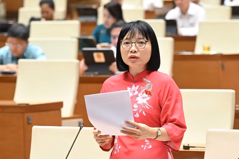 Nếu buông lỏng, mạng xã hội, thương mại điện tử, AI sẽ thành 