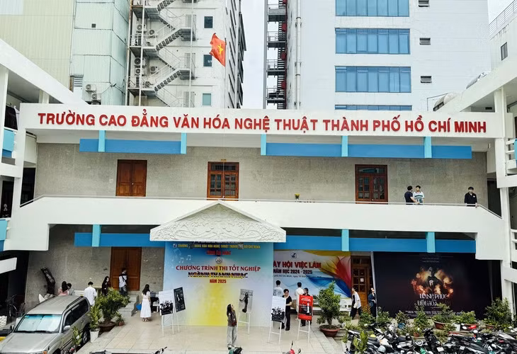 Tiếc -0
