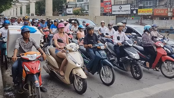Giải pháp để kiểm định khí thải xe máy không ùn ứ và khả thi