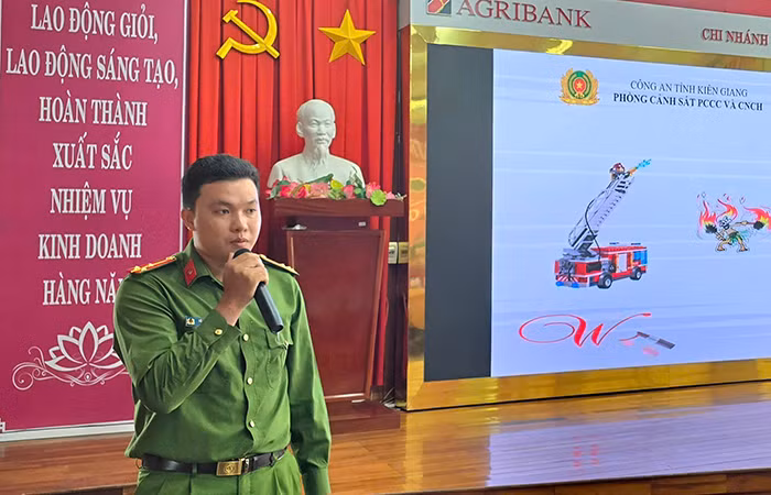 Agribank chi nhánh Kiên Giang tập huấn PCCC&CNCH -0