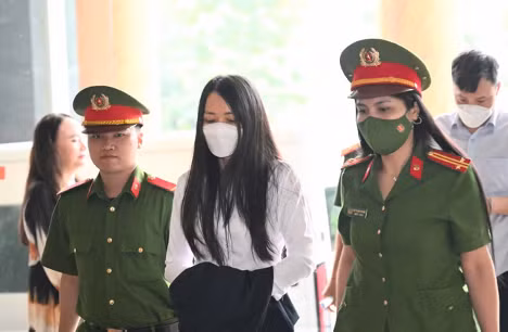 Sáng nay, cựu Chủ tịch FLC Trịnh Văn Quyết cùng 49 bị cáo hầu tòa phúc thẩm -0