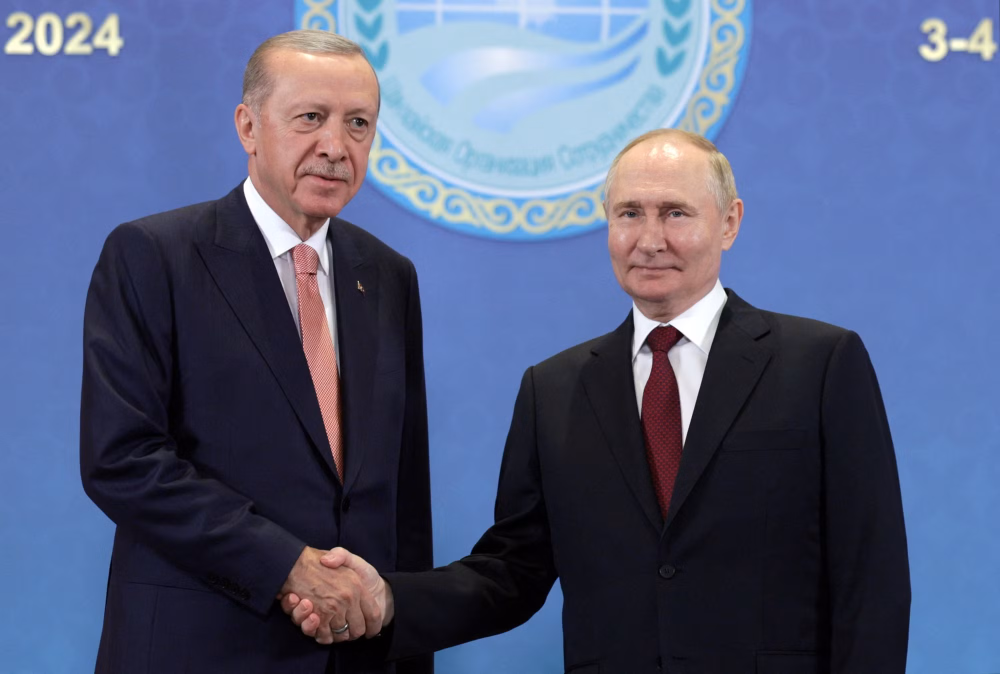 Ông Putin và Tổng thống Thổ Nhĩ Kỳ phản đối 