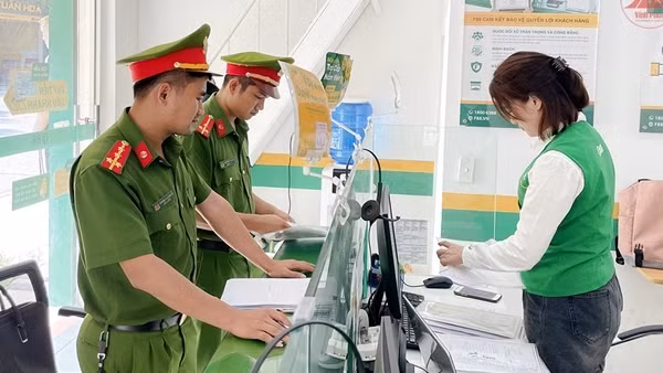 Chặn đứng tội phạm "tín dụng đen" ngay từ cơ sở