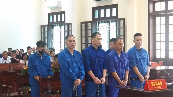 “Giang hồ đất Cảng” nổ súng truy sát đối thủ lĩnh hơn 12 năm tù