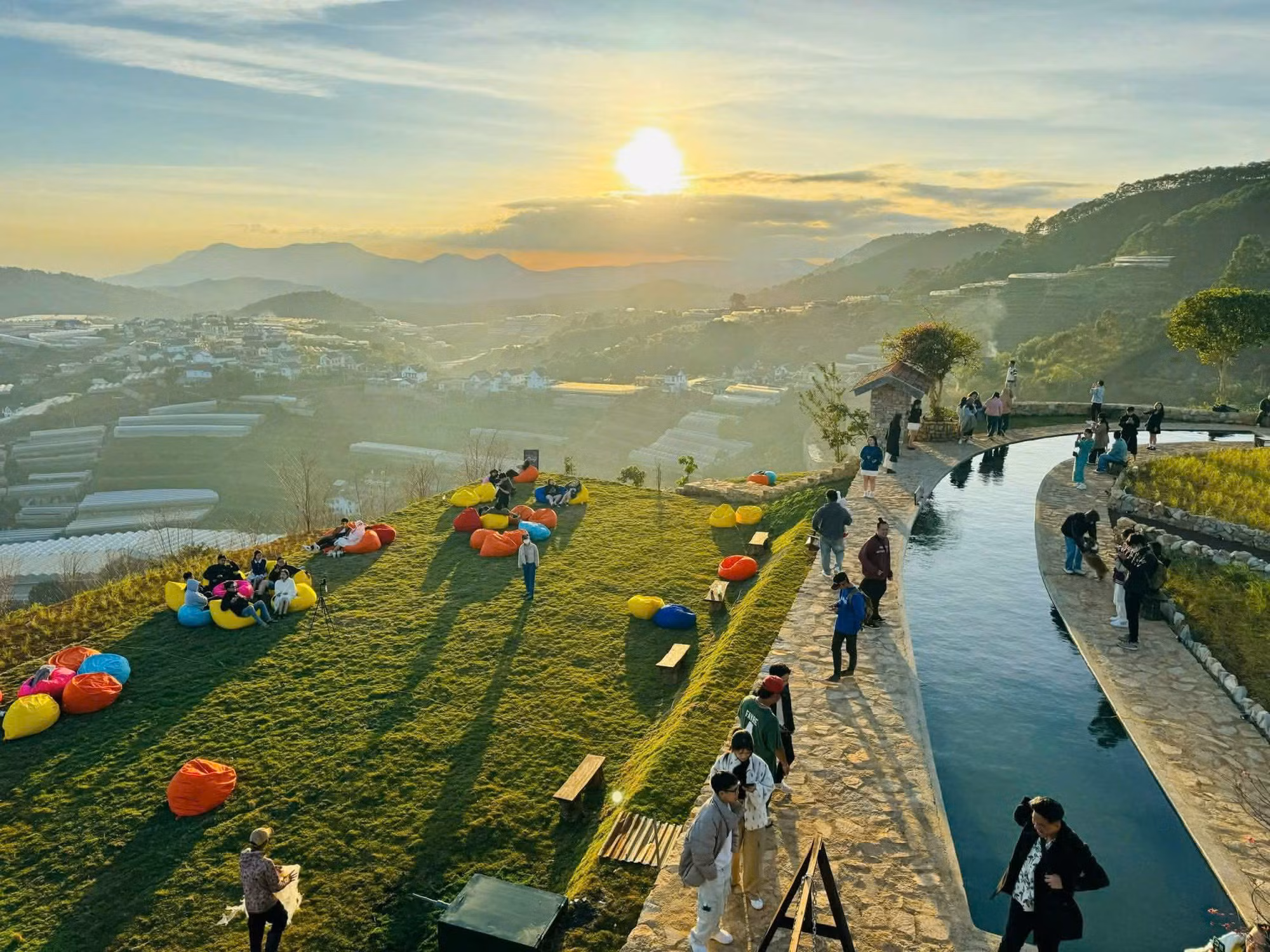 8 điểm check in hot nhất Đà Lạt hè 2025 -0