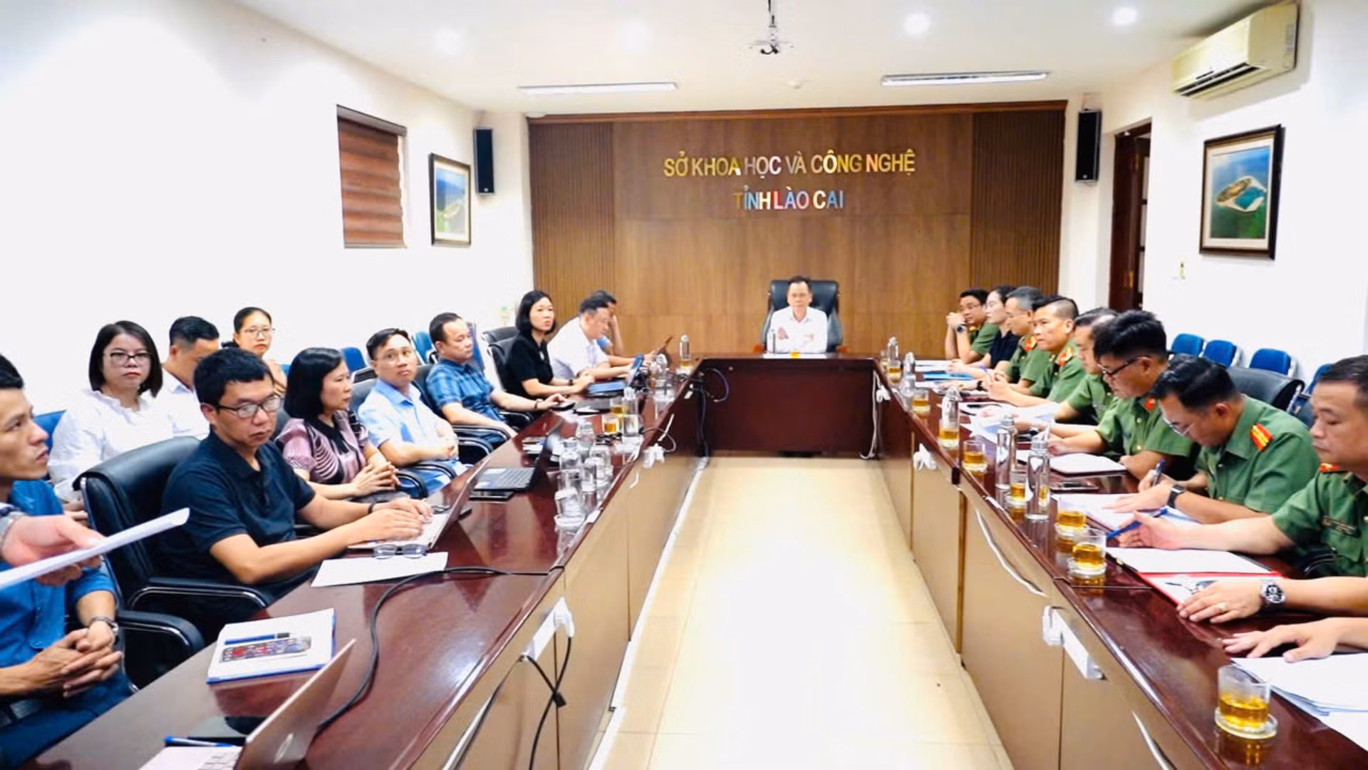 Chuyển giao nhiệm vụ quản lý Nhà nước về an toàn thông tin mạng sang Công an tỉnh Lào Cai -0