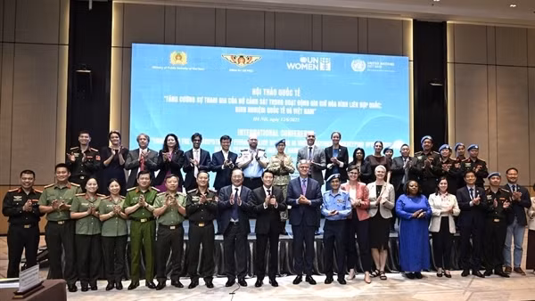 Nâng cao vai trò của nữ sĩ quan CAND trong các hoạt động gìn giữ hòa bình quốc tế
