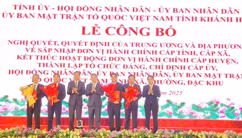 Công bố Nghị quyết, Quyết định về đơn vị hành chính tại tỉnh Khánh Hòa mới -1