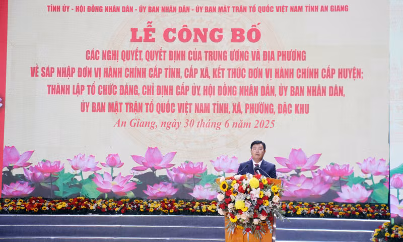 Công bố thành lập các tỉnh mới: Vĩnh Long, Cà Mau, An Giang, Đồng Tháp -0
