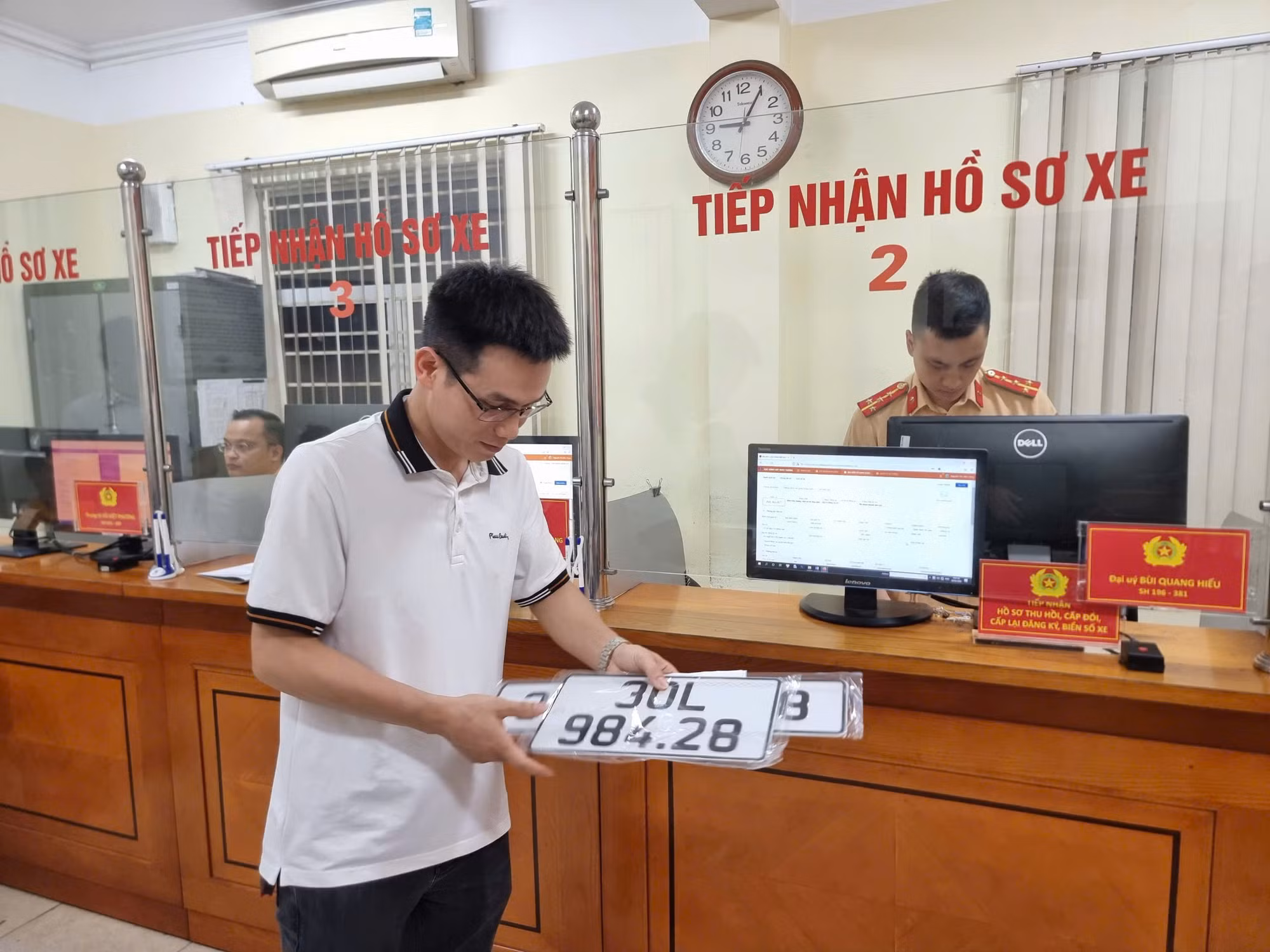 Từ 1/7, người dân được đăng ký xe ở bất cứ xã, phường nào trong cùng tỉnh, thành phố -0