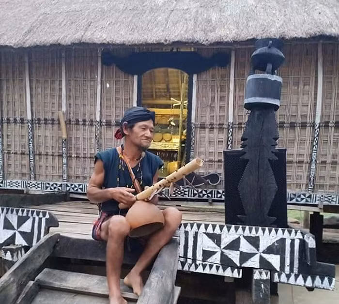 Một đời trọn vẹn với Ba Na -0