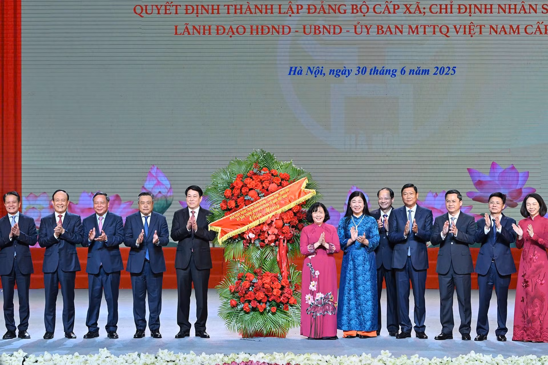 Sắp xếp đơn vị hành chính cấp xã mở ra không gian phát triển mới cho Thủ đô Hà Nội -0