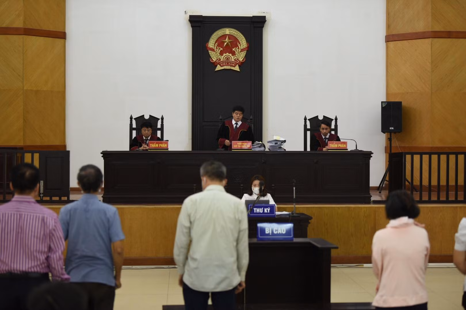 Cựu Thứ trưởng Bộ Y tế Trương Quốc Cường được giảm án -0