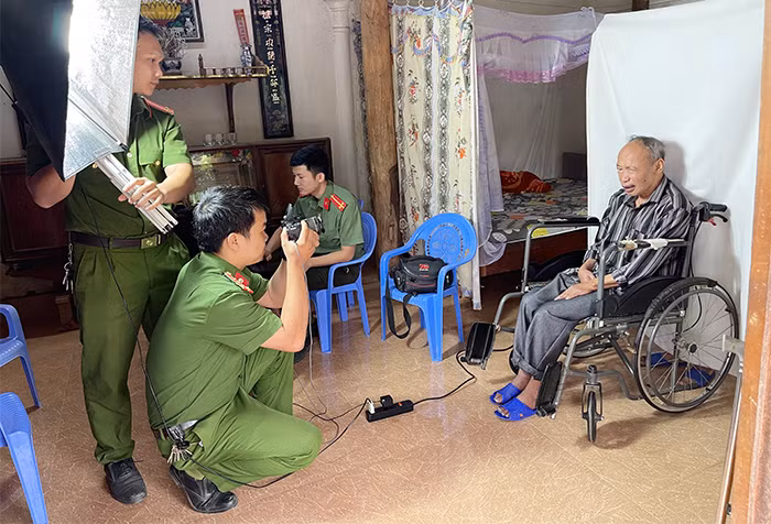 Nỗ lực hoàn thành chiến dịch 40 ngày đêm cấp CCCD -0