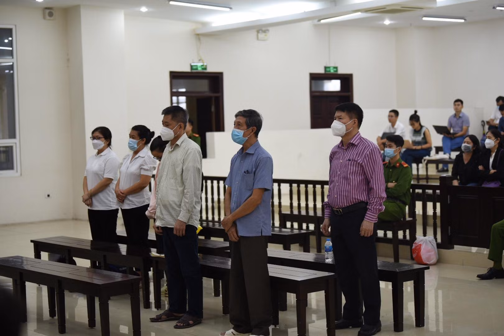 Cựu Thứ trưởng Bộ Y tế Trương Quốc Cường được giảm án -0