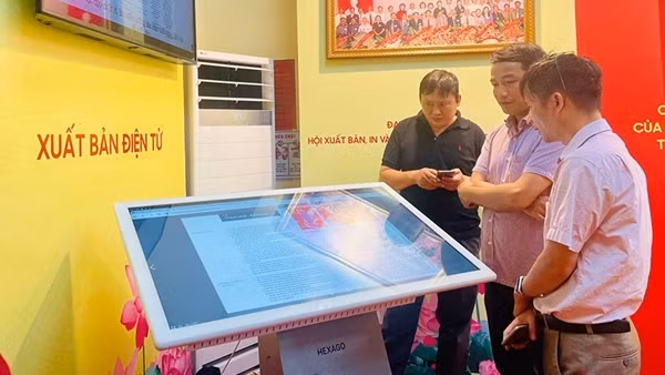 Thị trường xuất bản phẩm điện tử: Nhiều tiềm năng chờ khai phá