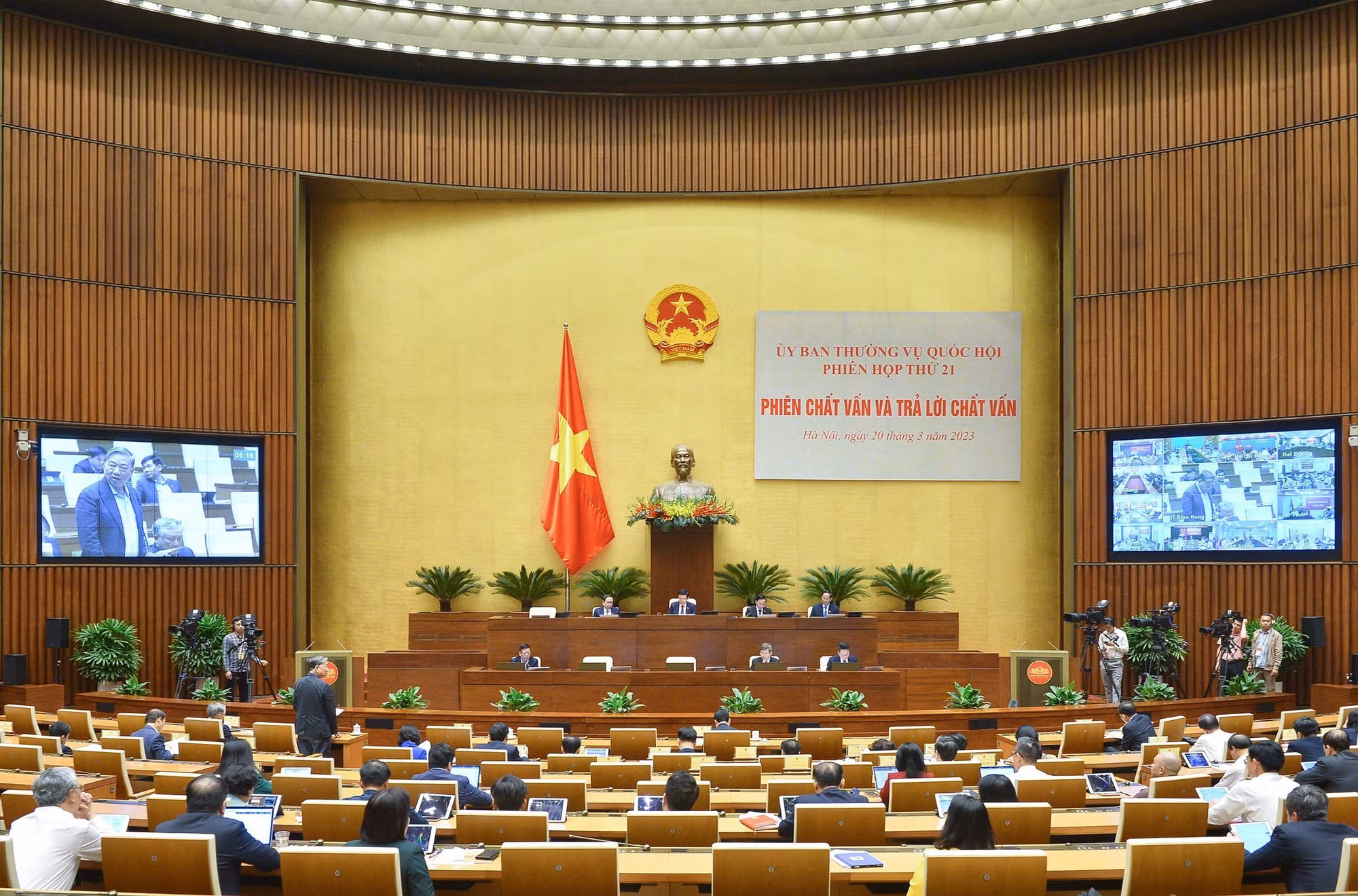 Bảo lãnh và đặt tiền thay thế hình thức tạm giam có điều kiện chặt chẽ -0