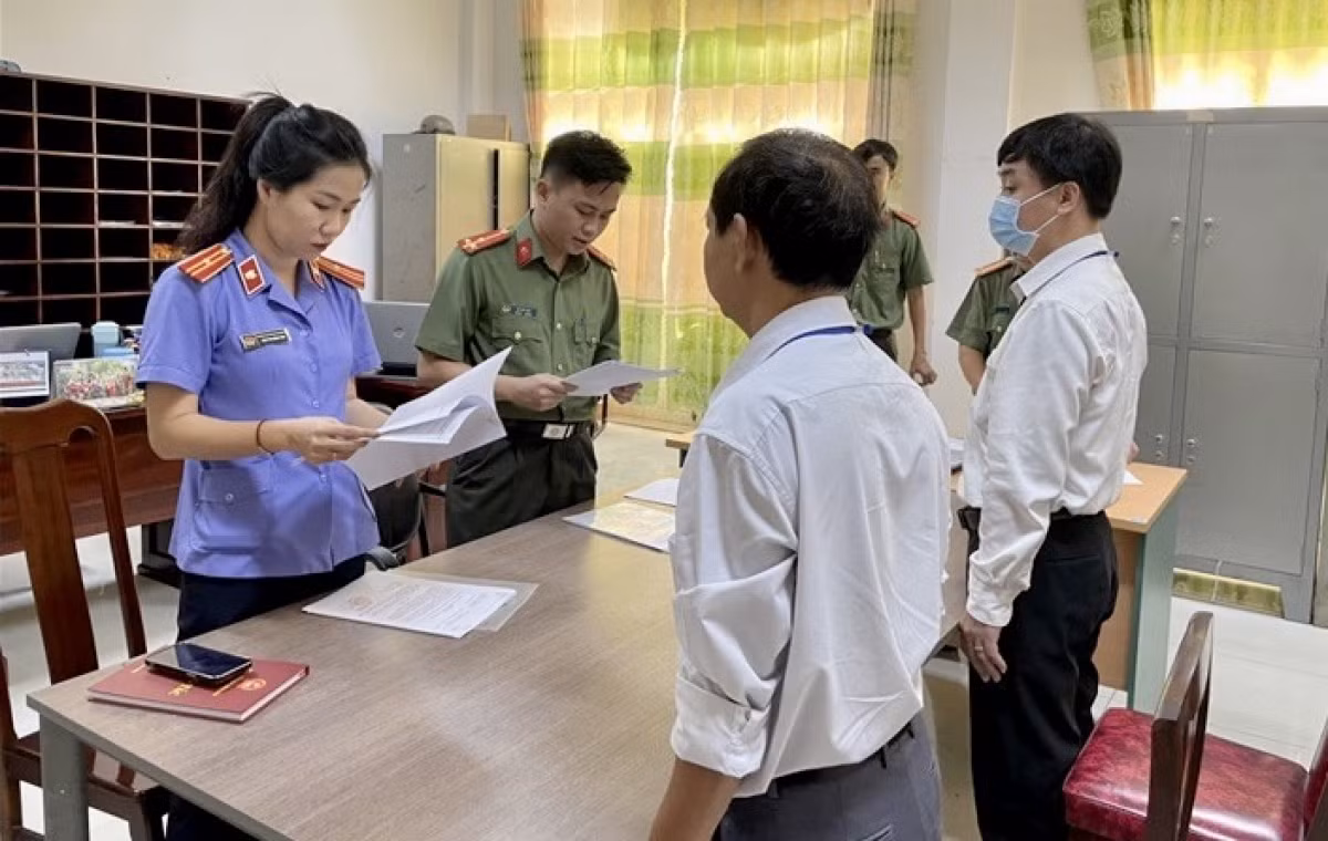 Thay đổi tội danh khởi tố với các bị can chi sai hỗ trợ cho ngư dân 35 tỷ đồng -0