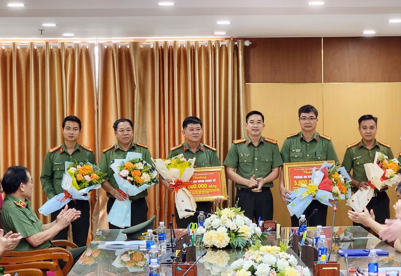 Liên tiếp lập chiến công, nhiều đơn vị thuộc Công an Đà Nẵng được khen thưởng -0