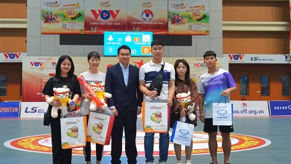 Giải Futsal HDBank 2023: Mở lối ngôi vua